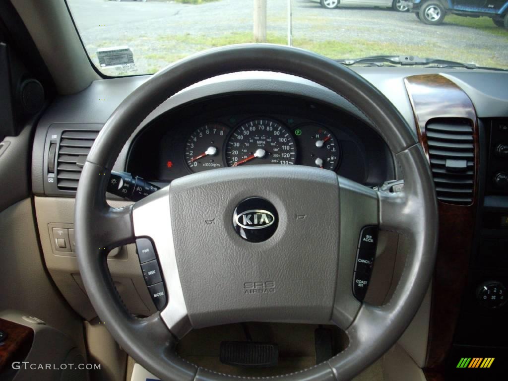 2005 Sorento LX 4WD - Ivy Green Metallic / Beige photo #11