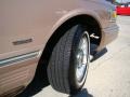 Light Saddle Metallic - Town Car Executive Photo No. 19
