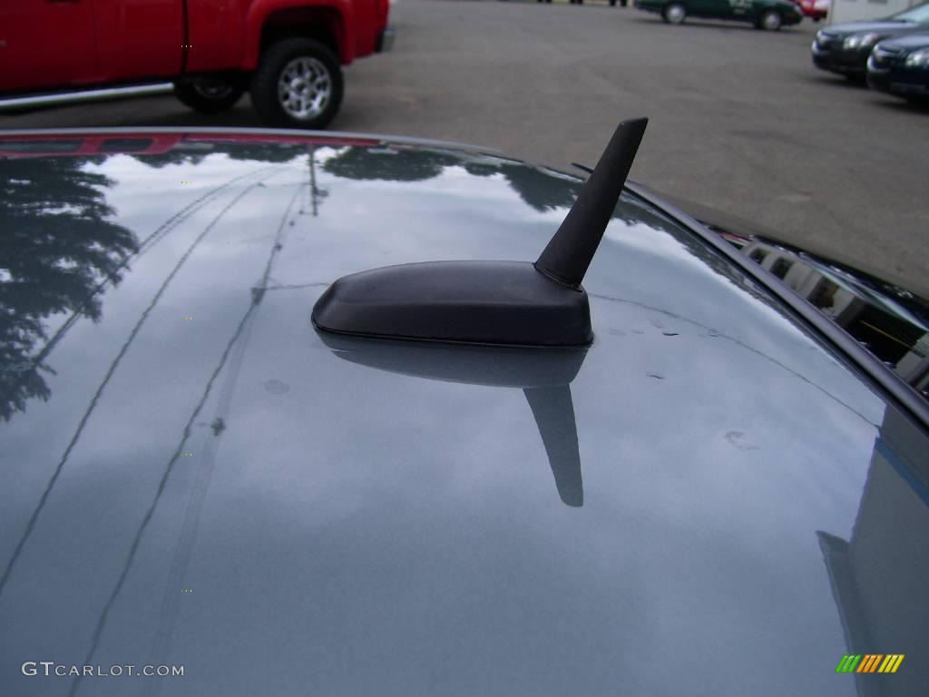 2005 Impala  - Medium Gray Metallic / Medium Gray photo #10