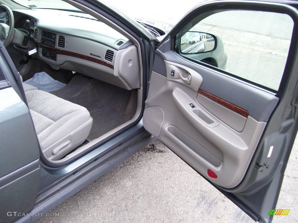 2005 Impala  - Medium Gray Metallic / Medium Gray photo #17
