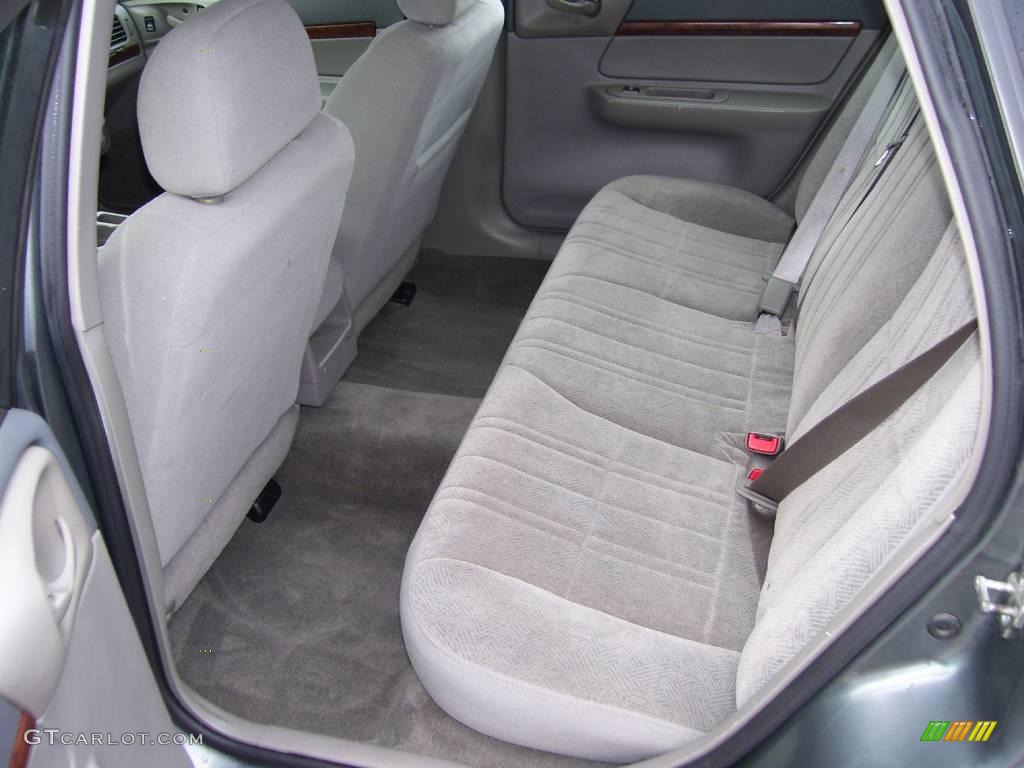 2005 Impala  - Medium Gray Metallic / Medium Gray photo #23