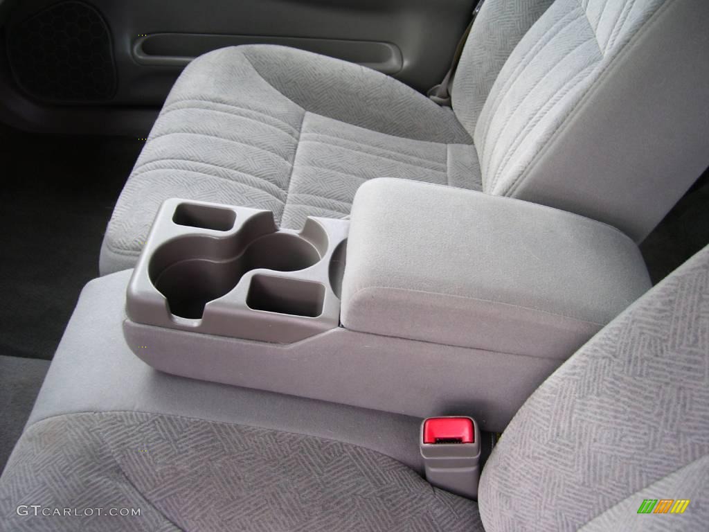 2005 Impala  - Medium Gray Metallic / Medium Gray photo #29