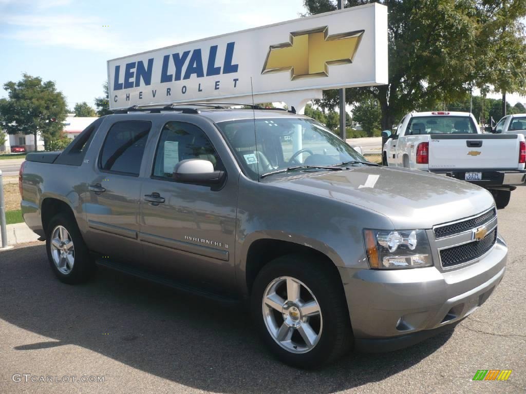 Graystone Metallic Chevrolet Avalanche