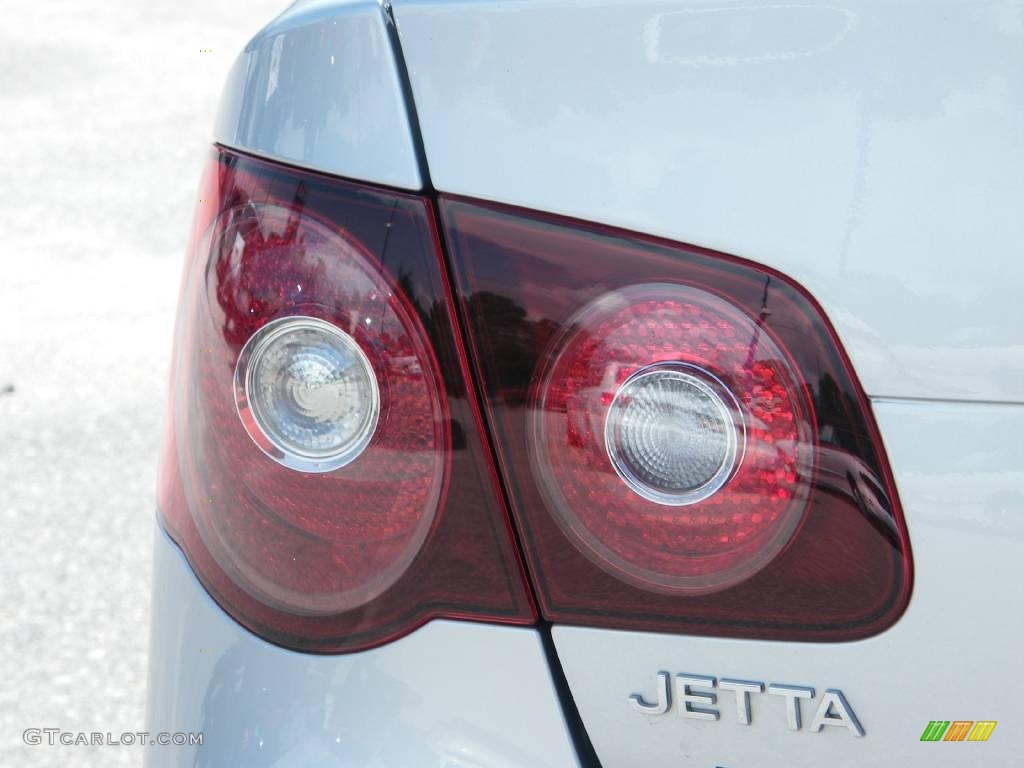 2008 Jetta SE Sedan - Reflex Silver Metallic / Anthracite Black photo #10
