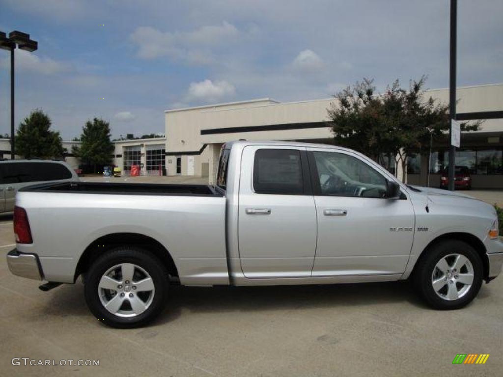 2009 Ram 1500 SLT Quad Cab - Bright Silver Metallic / Dark Slate/Medium Graystone photo #5