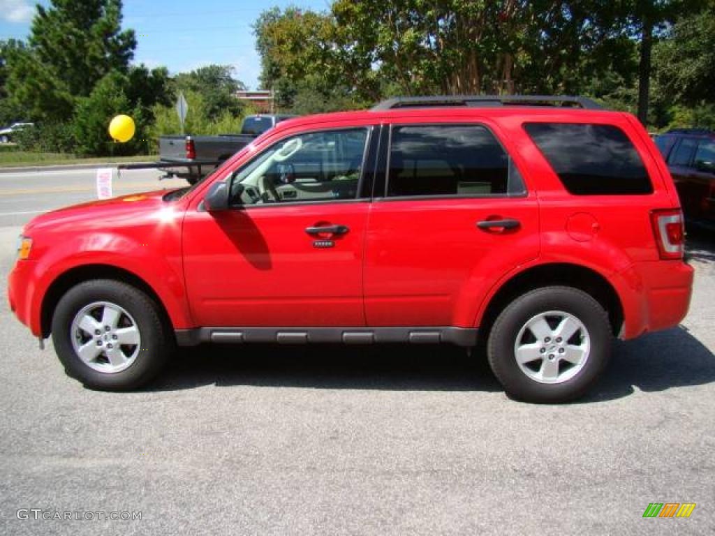 2009 Escape XLT V6 - Torch Red / Stone photo #5