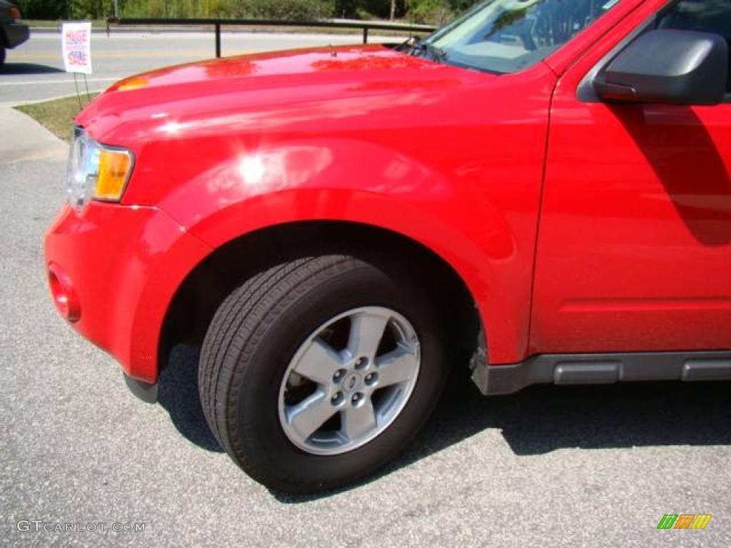 2009 Escape XLT V6 - Torch Red / Stone photo #23