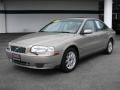 Ash Gold Metallic - S80 2.5T Photo No. 1