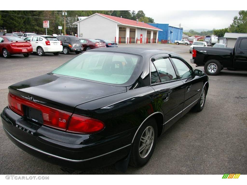 1999 Regal LS - Black / Medium Gray photo #12