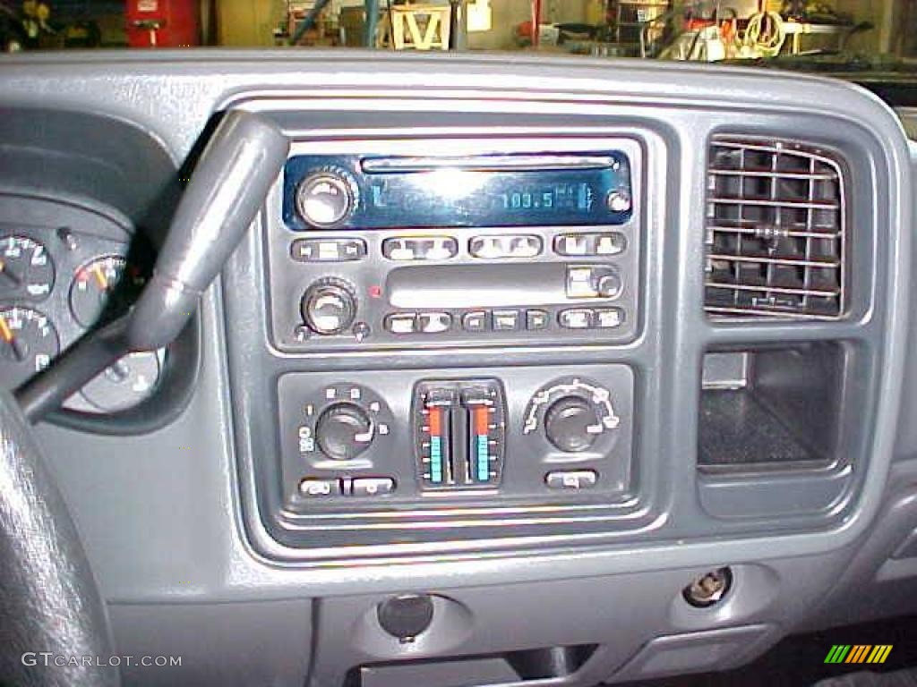 2006 Silverado 1500 LS Crew Cab - Black / Dark Charcoal photo #21