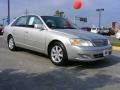 2000 Lunar Mist Metallic Toyota Avalon XLS  photo #2