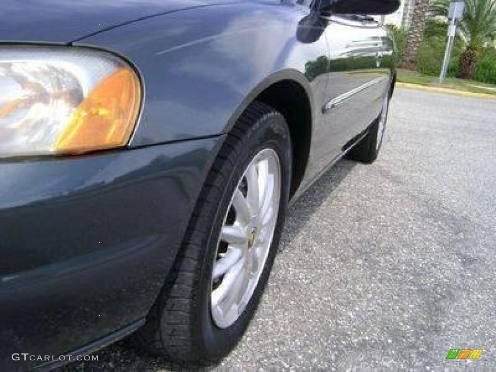 2002 Sebring LXi Convertible - Onyx Green Pearl / Sandstone photo #8