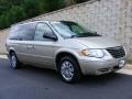 2007 Linen Gold Metallic Chrysler Town & Country Limited  photo #3