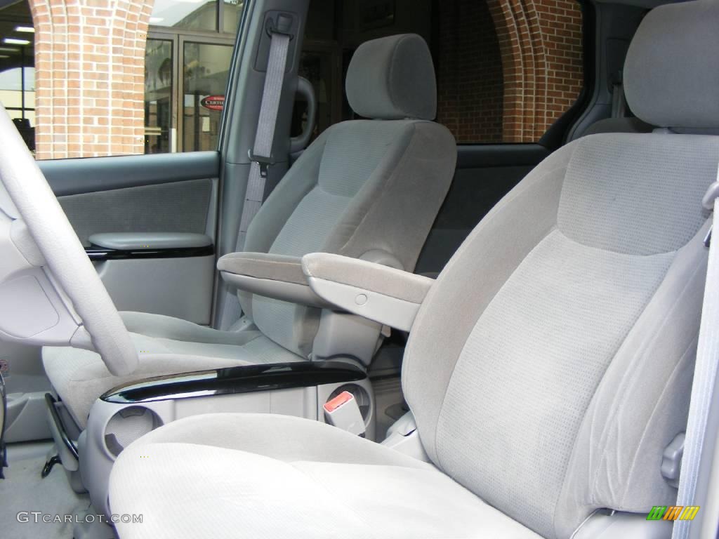 2004 Sienna LE - Phantom Gray Pearl / Stone Gray photo #6