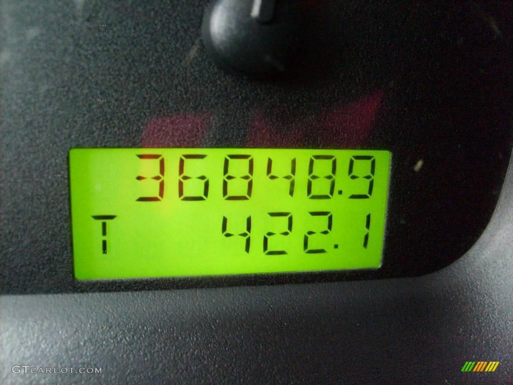 2006 F150 STX Regular Cab 4x4 - Bright Red / Medium Flint photo #25