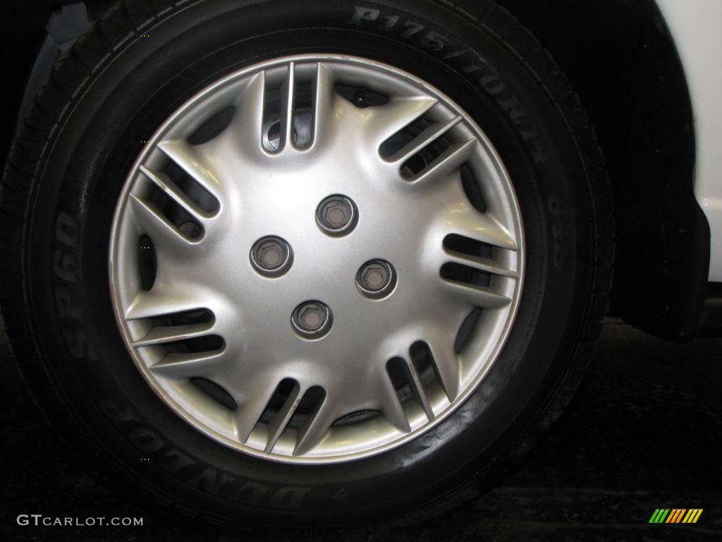 1996 S Series SL1 Sedan - White / Gray photo #22