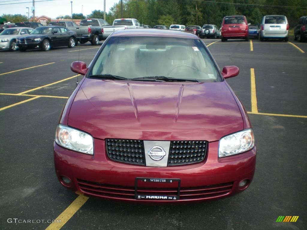 2004 Sentra 1.8 S - Inferno Red / Taupe photo #12