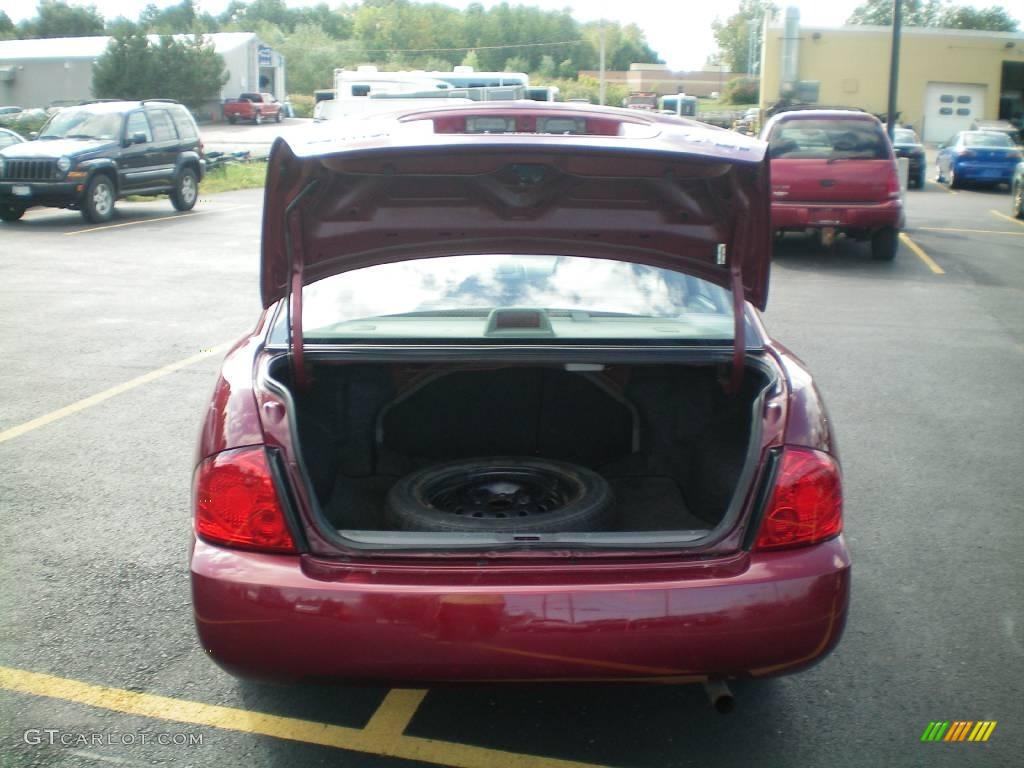 2004 Sentra 1.8 S - Inferno Red / Taupe photo #17