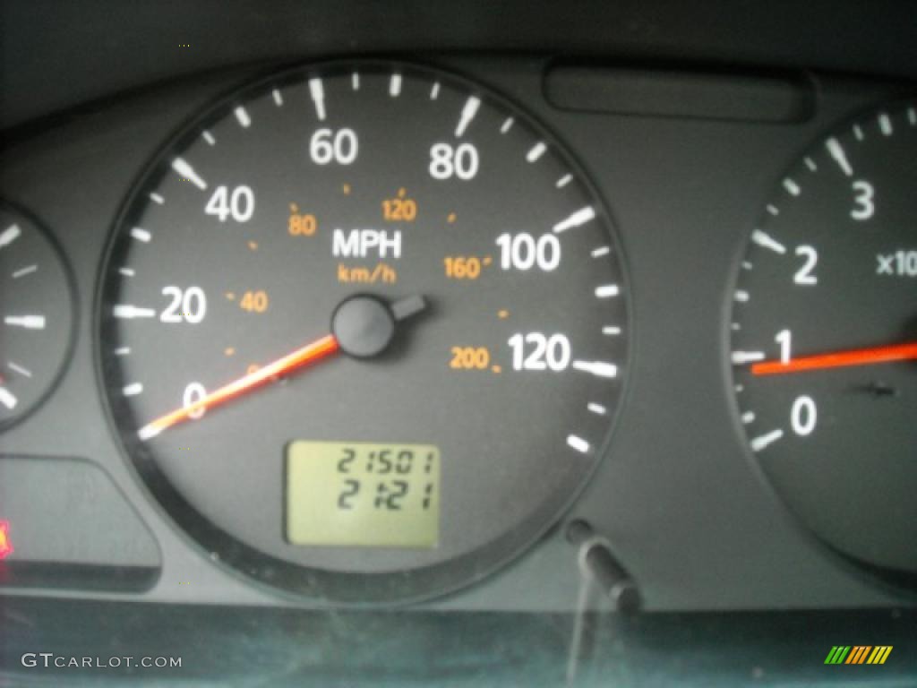 2006 Sentra 1.8 S Special Edition - Sunburst Yellow / Charcoal photo #12