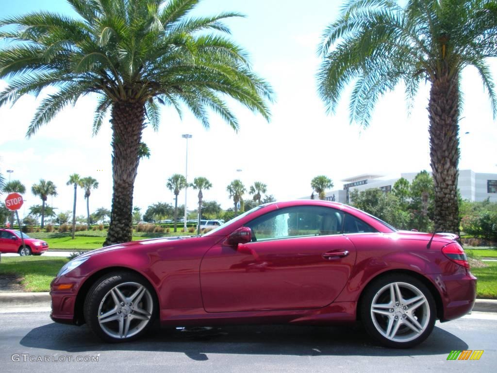 Storm Red Metallic Mercedes-Benz SLK