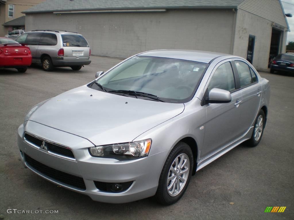 2010 Lancer ES - Apex Silver Metallic / Black photo #1