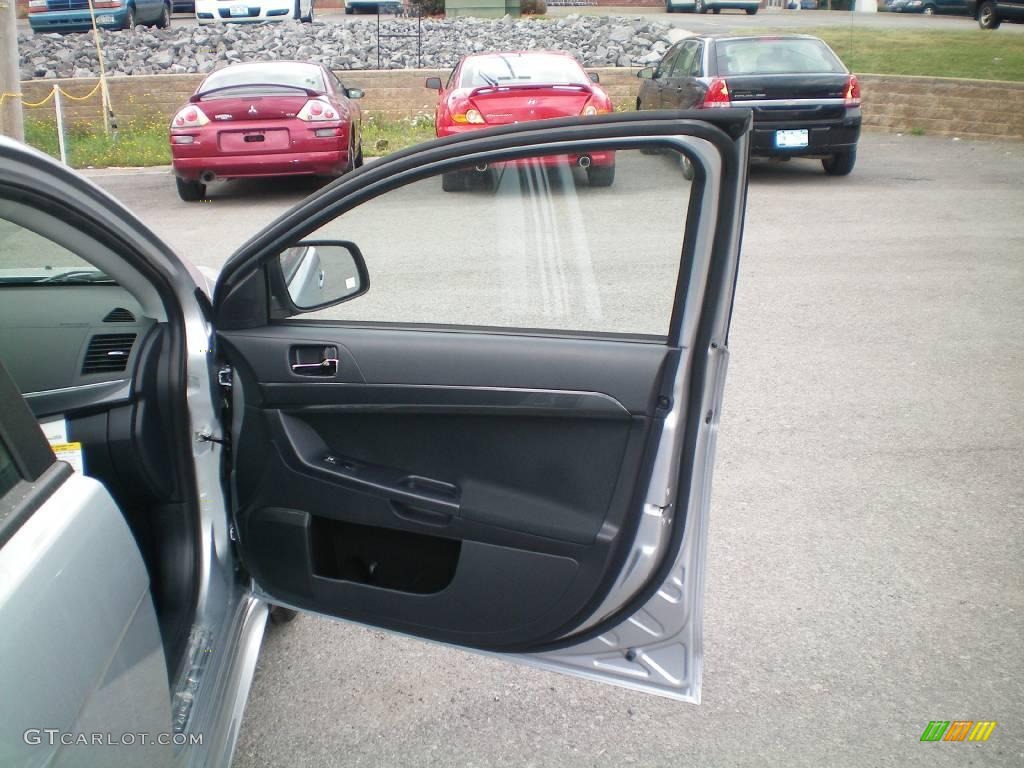 2010 Lancer GTS - Apex Silver Metallic / Black photo #22