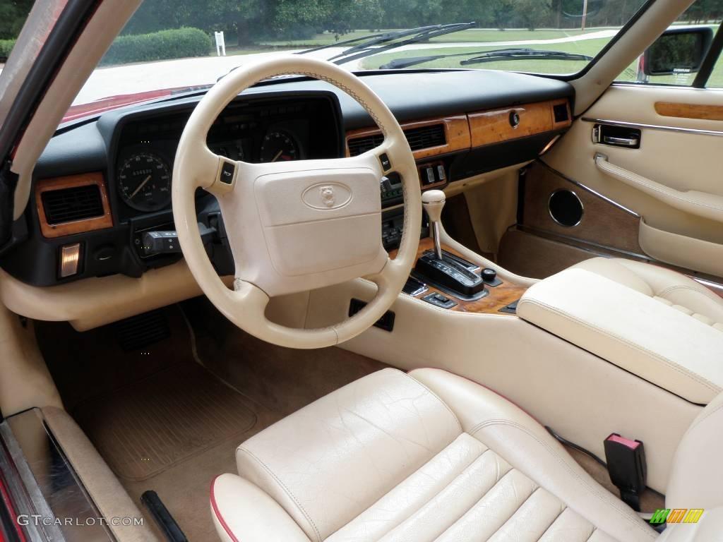 1990 XJ XJS Rouge Collection Coupe - Signal Red / Beige/Red photo #38