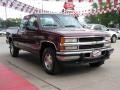 1995 Dark Hunt Club Red Metallic Chevrolet C/K 2500 K2500 Extended Cab 4x4  photo #4