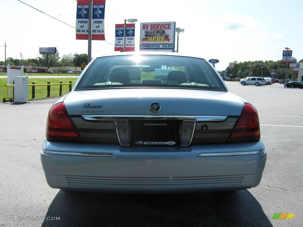 2009 Grand Marquis LS Ultimate Edition - Light Ice Blue Metallic / Medium Light Stone photo #4