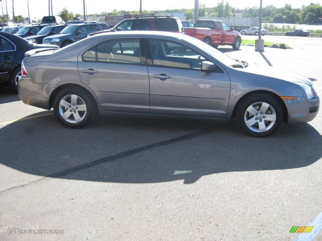2007 Fusion SE - Tungsten Grey Metallic / Charcoal Black photo #6