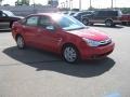 Vermillion Red - Focus SE Sedan Photo No. 5