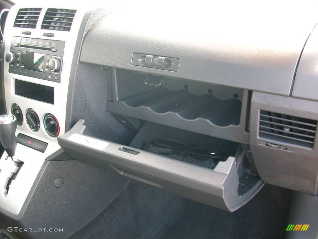 2009 Caliber SXT - Sunburst Orange Pearl / Dark Slate Gray photo #10