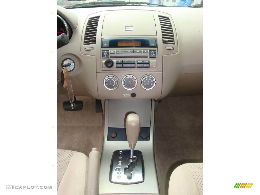 2006 Altima 2.5 S Special Edition - Satin White Pearl / Blond photo #38
