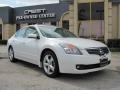 2008 Winter Frost Pearl Nissan Altima 3.5 SE  photo #1