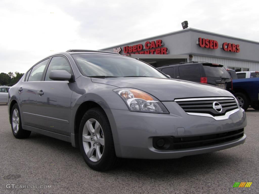 Precision Gray Metallic Nissan Altima