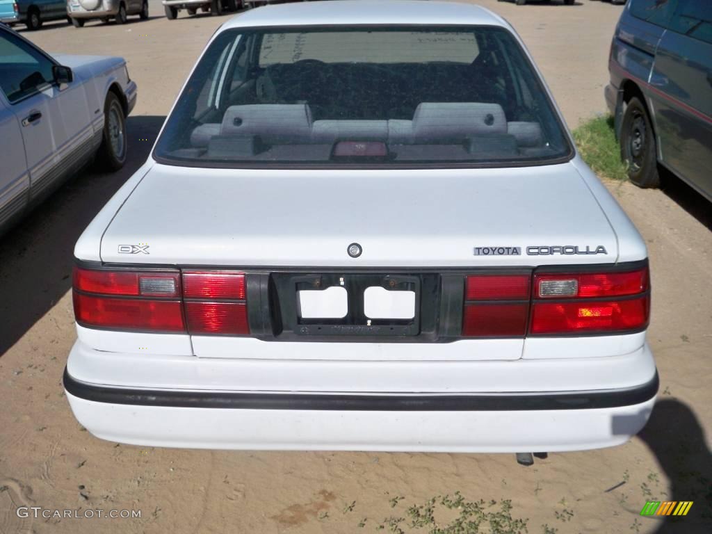 1992 Corolla DX Sedan - Super White / Gray photo #4