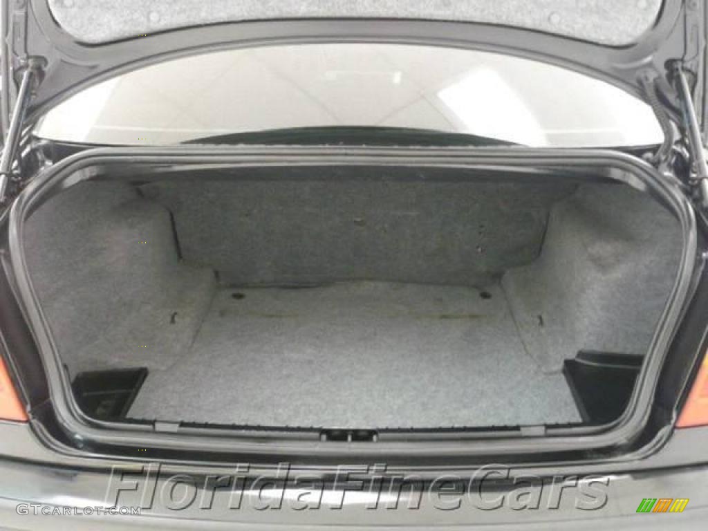 2002 3 Series 325i Sedan - Jet Black / Black photo #10