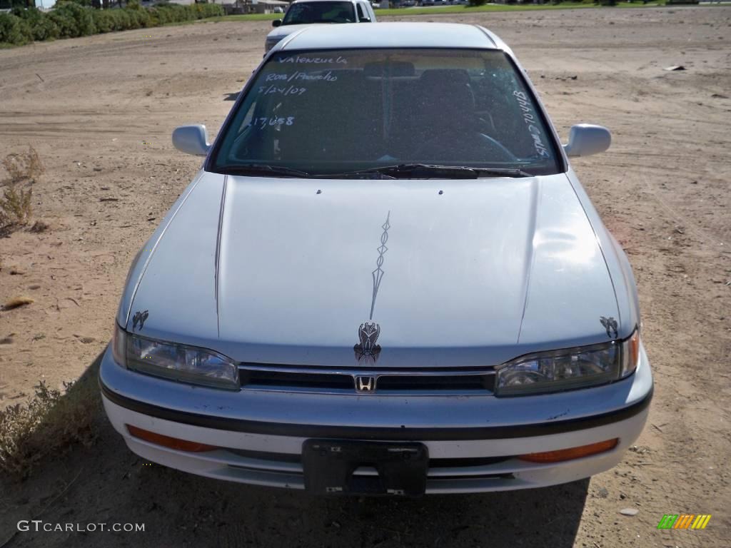 1992 Accord LX Sedan - Frost White / Gray photo #3
