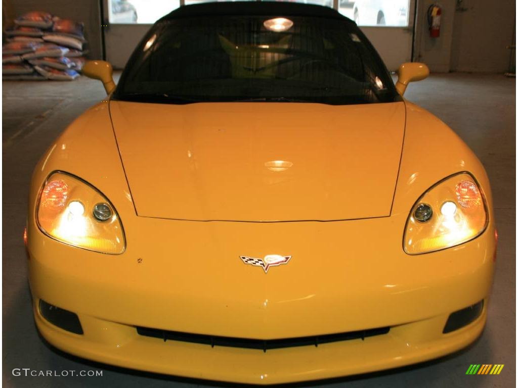 2005 Corvette Convertible - Millenium Yellow / Ebony photo #2