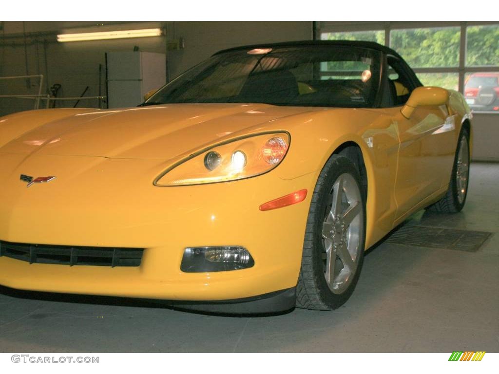 2005 Corvette Convertible - Millenium Yellow / Ebony photo #3