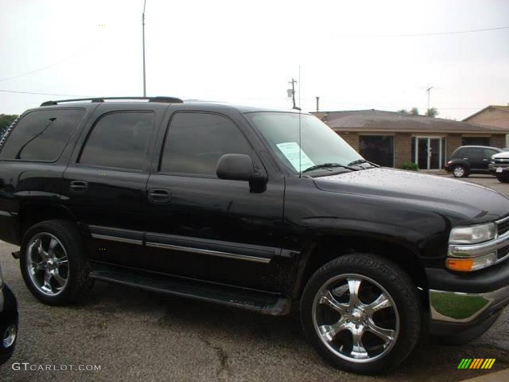 2005 Tahoe LS - Black / Gray/Dark Charcoal photo #5