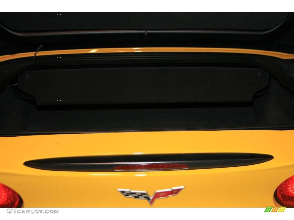 2005 Corvette Convertible - Millenium Yellow / Ebony photo #26