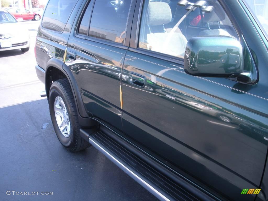 1999 4Runner SR5 4x4 - Imperial Jade Green Mica / Oak photo #5