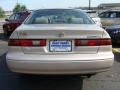 1999 Cashmere Beige Metallic Toyota Camry LE  photo #4