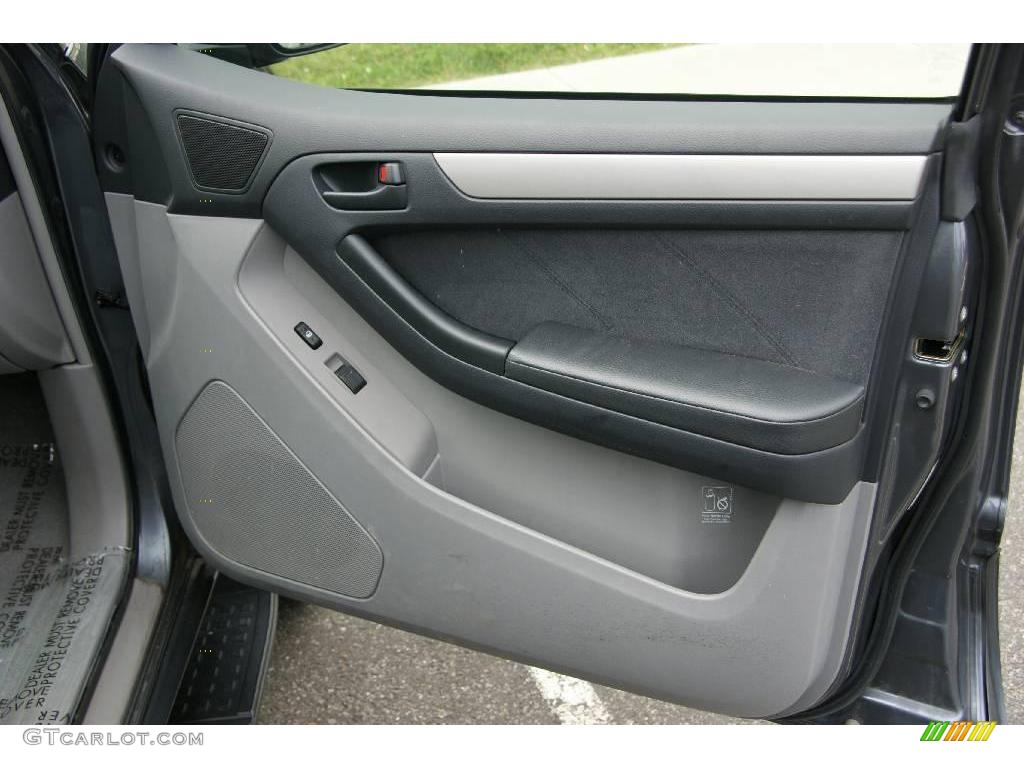 2004 4Runner SR5 4x4 - Galactic Gray Mica / Stone photo #20