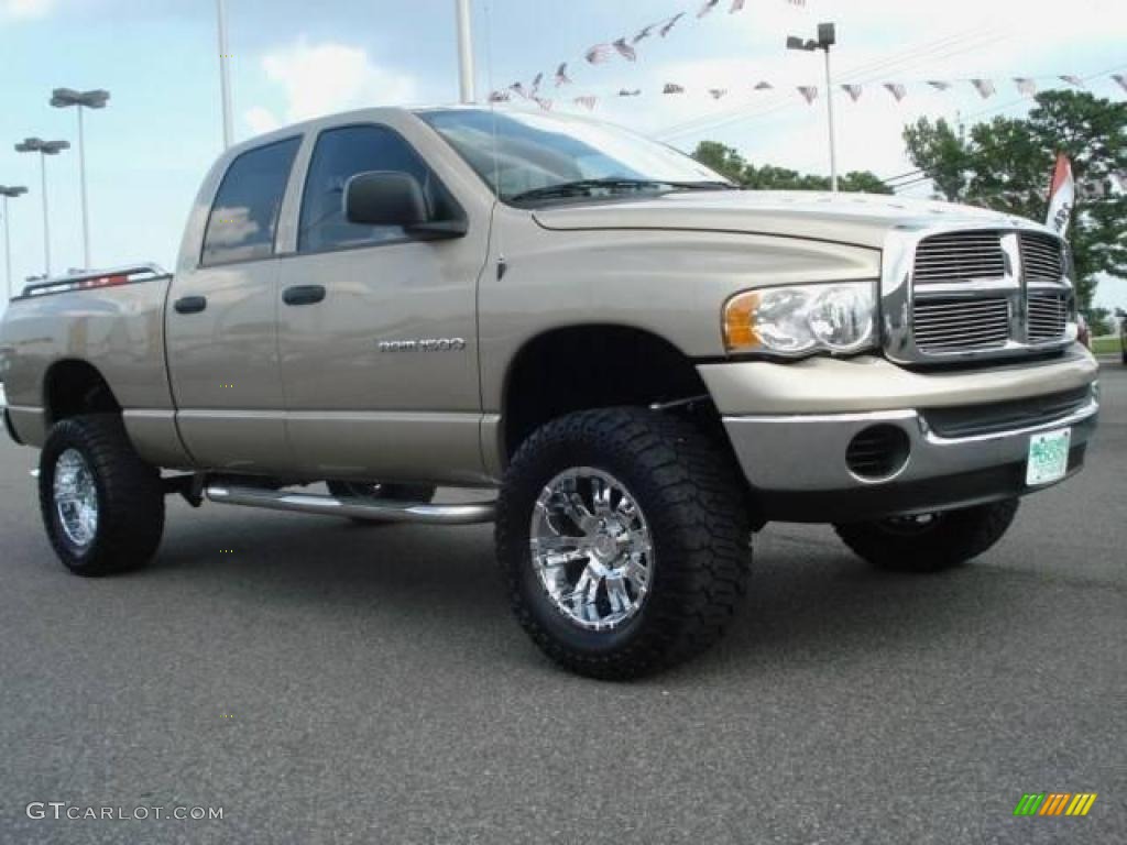 2004 Ram 1500 SLT Quad Cab - Light Almond Pearl / Taupe photo #8