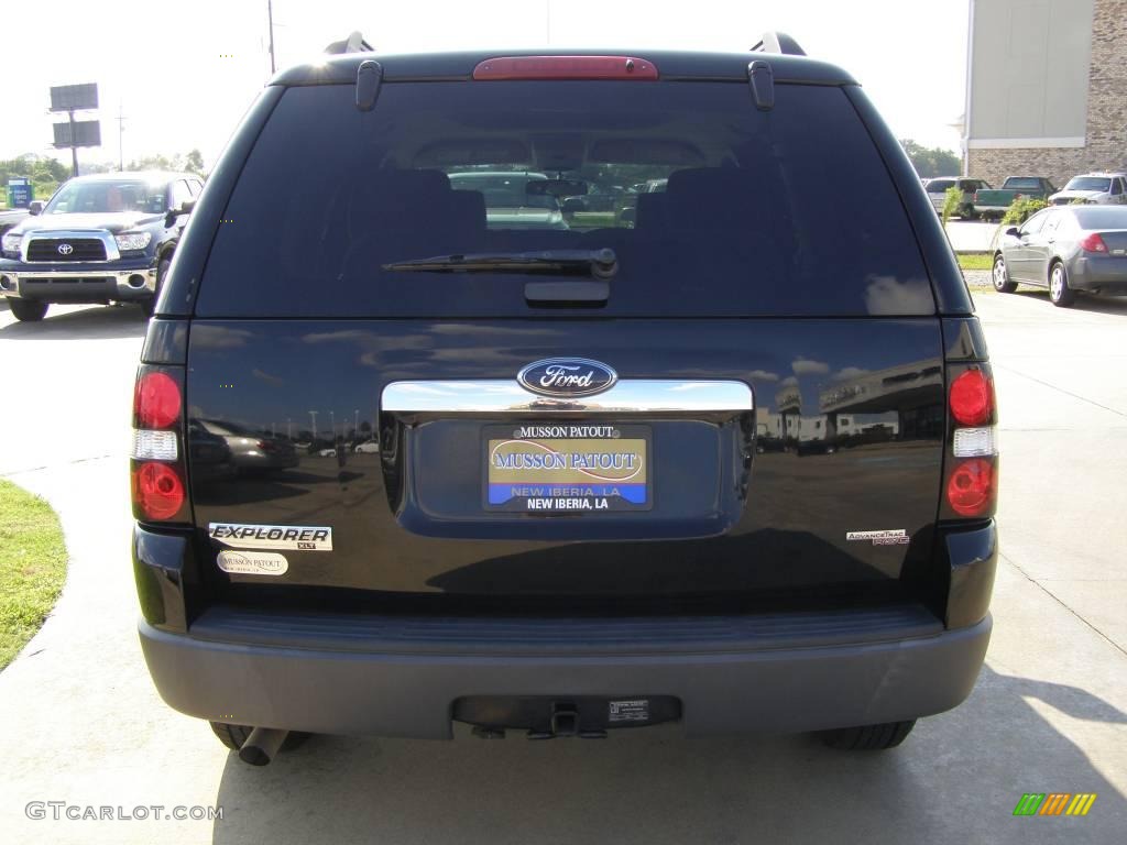 2006 Explorer XLT - Black / Stone photo #4