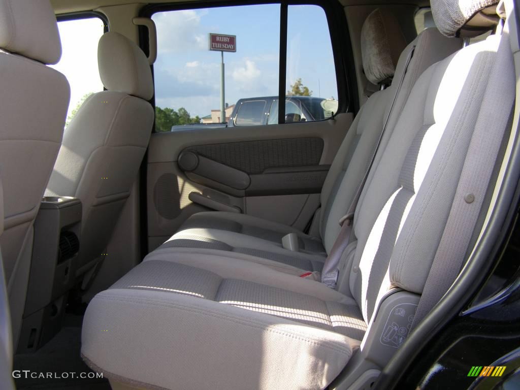 2006 Explorer XLT - Black / Stone photo #10