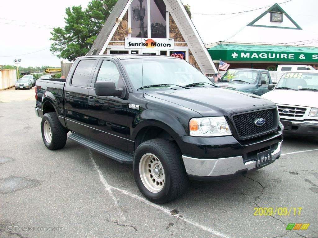 2004 F150 XLT SuperCrew - Black / Tan photo #2