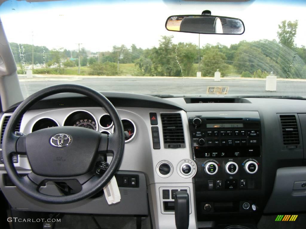 2009 Sequoia SR5 4x4 - Black / Graphite Gray photo #11